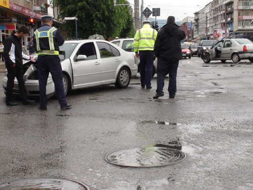 Accident Mcdonalds (c) eMM.ro